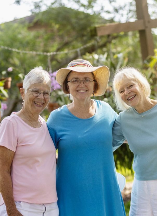 0463-min seniors smiling