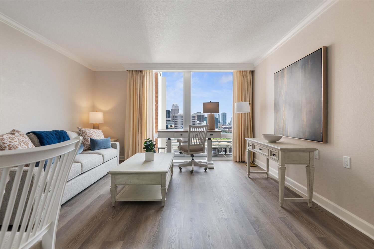 70 West Lucerne Circle Orlando-large-002-007-08 dsc 3880-1500x998-72dpi