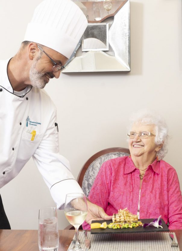 0800-min Chef Serving Woman
